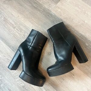 Zara Black Platform Heeled Boots